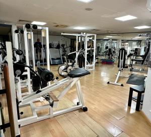 Fitness centrum a/nebo fitness zařízení v ubytování Hotel complex house near the beach