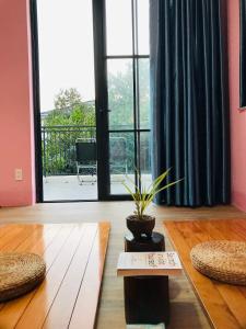 Posezení v ubytování Thong Dong Homestay
