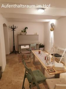 Fotografie z fotogalerie ubytování Ferienwohnung in Anni's Ferienhaus v destinaci Großaltenstädten + 10 fotografií