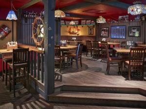 Restoran atau tempat lain untuk makan di Neighbourhood Inn Hotels in Bonnyville