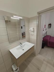Koupelna v ubytování BARI Giulia Rooms