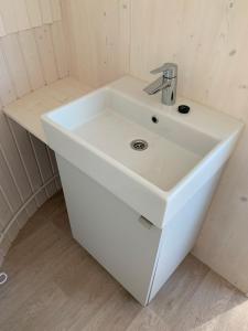 Kylpyhuone majoituspaikassa Tiny Igloo Galadriel