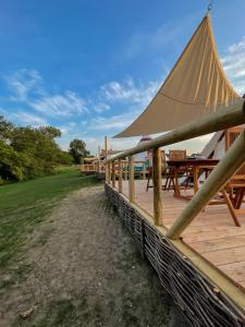 Fotografie z fotogalerie ubytování Tipi Apachen v destinaci Belau