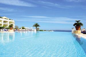 Basen w obiekcie Résidence Cannes Villa Francia - maeva Home - Appartement 2 pièces 5 personnes - Budget MAE-0634 lub w pobliżu