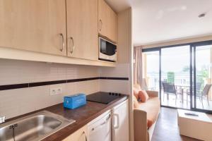 Kuchnia lub aneks kuchenny w obiekcie Résidence Cannes Villa Francia - maeva Home - Appartement 2 pièces 5 personnes - Budget MAE-0634