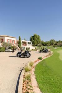 Zdjęcie z galerii obiektu Village Pont Royal en Provence - maeva Home - Appartement cosy et climatisé 2 pièces 5 personnes avec jardin - Prestige - super Home MAE-2864 w mieście Mallemort