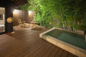 Bazén v ubytování Ufufu nebo v jeho okolí