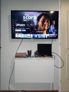 TV i/ili multimedijalni sistem u objektu Mysiga rummet inne i Örebro
