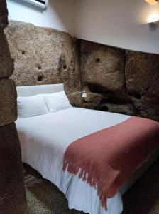 Photo de la galerie de l'établissement Casa do Meio em Quinta de São Pedro de Vir-a-Corça, à Monsanto