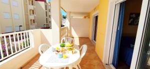 Balkón nebo terasa v ubytování Apartamento Playa Sol by DENIA COSTA