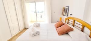 Postel nebo postele na pokoji v ubytování Apartamento Playa Sol by DENIA COSTA