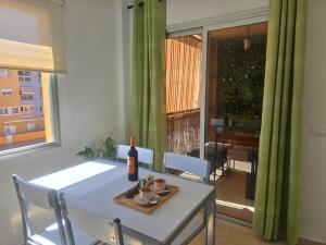 Bebidas en Apartamento céntrico en Candelaria con piscina II