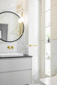 Ένα μπάνιο στο Apartament na Brodatego +3 φωτογραφίες