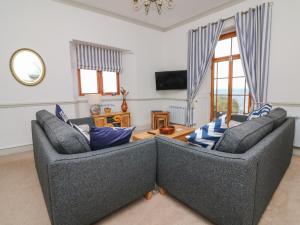 TV a/nebo společenská místnost v ubytování Bayview Terrace