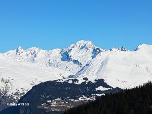 Widok na góry z tego apartamentu