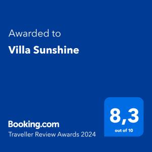 Villa Sunshine tesisinde sergilenen bir sertifika, ödül, işaret veya başka bir belge