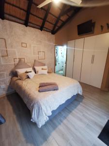 Tempat tidur dalam kamar di Anchors Aweigh holiday home
