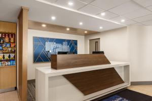 Plano de Holiday Inn Express Danbury I-84, an IHG Hotel