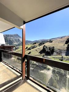 Naturlandskabet i nærheden af lejligheden + 14 billeder