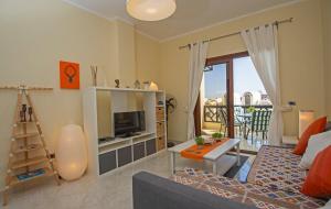 Seating area sa Buki-Gravity-Homes, App No2, amazing seaview apartment in 5 star hotel Gravity Sahl Hasheesh