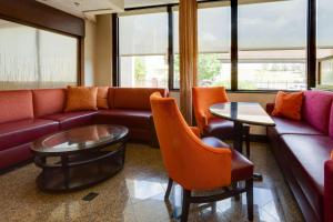 Posezení v ubytování Drury Inn & Suites Denver Tech Center