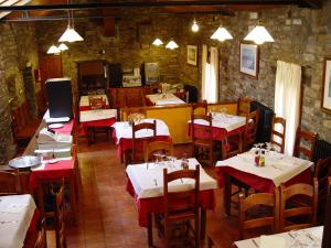 Restaurace v ubytování Albergue Ainsa - Morillo de Tou