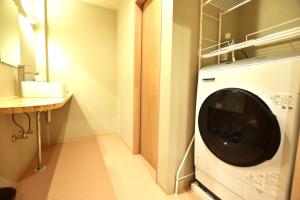 大阪Tamatsukan 玉津館, Detached Hse, JR Tsuruhashi 7min, Kansai Airport 關西空港 57 mins, Namba 6 mins, Nihonbashi 4 mins, Universal Studio 37 mins, Nara 30 mins, Early Check In的相册照片