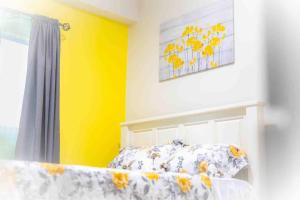 Voodi või voodid majutusasutuse Royal Bliss Apartment Suites toas