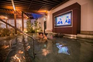 La alberca dentro o cerca de Spa & Hotel Suishun Matsuiyamate