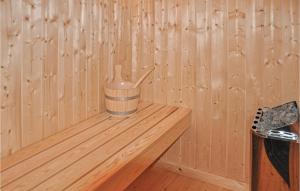 Ảnh trong thư viện ảnh của Holiday Home Sydals 60 With Hot Tub ở Neder Lysabild