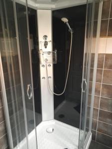A bathroom at Ferienhaus Judit