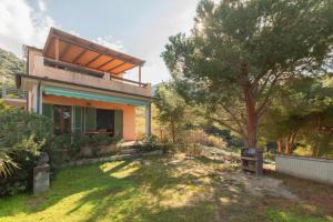 Κήπος έξω από το Appartamenti Mandorlo e Melograno - HelloElba