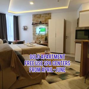 TV/trung tâm giải trí tại HUSKY Milmari