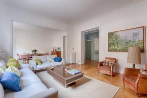 Χώρος καθιστικού στο Residor- Beautiful appartement Neuilly 5P