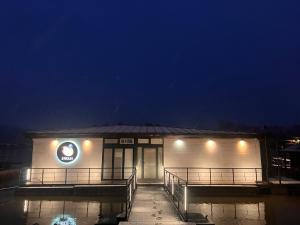 Mynd úr myndasafni af Swan í Belgrad
