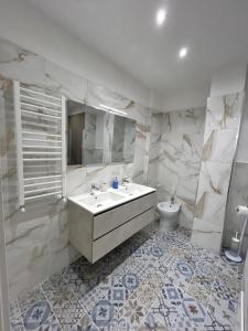 San Peter Vale House的一间浴室
