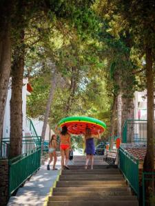 Hosté ubytování Lumbarda Resort Apartments