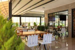 Restaurace v ubytování Akdeniz Yaşam Otel