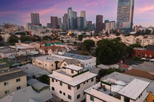 Metro Horizon by AvantStay Rooftop Deck City View 항공뷰