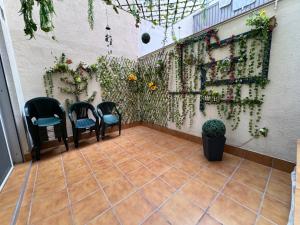 Fotografie z fotogalerie ubytování BADAROSA 2 House10min to BARCELONCity&NearTo BEACH v destinaci Badalona