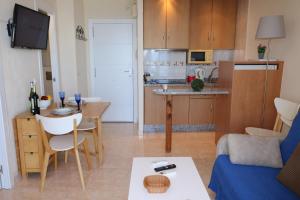 Kuchyň nebo kuchyňský kout v ubytování apartamento 5B MAR 2 1 dormitorio