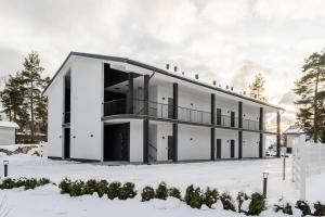 Kotimaailma - Furnished Apartment in Vantaa with key code v zimě