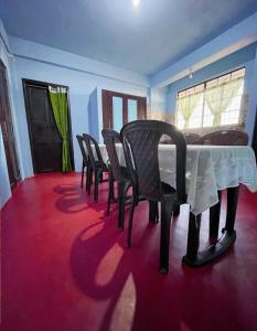 Fotografie z fotogalerie ubytování GREEN HILLS v destinaci Čérápuňdží + 22 fotografií