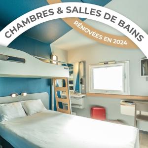 a room with a bunk bed and a desk at ibis budget Bourges in Bourges