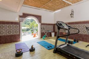 Fitness centrum a/nebo fitness zařízení v ubytování Suite Villa Carolina