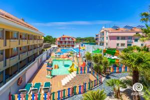 an image of a pool at a resort at Lofts Complejo Playa Mar in Portonovo