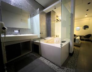 Koupelna v ubytování Hotel 47 Medellin Center