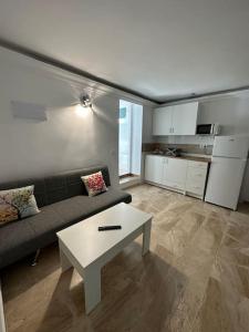 Kuchyň nebo kuchyňský kout v ubytování 5Loft within a Resort