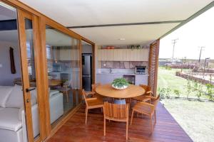 A cozinha ou cozinha compacta de Casa 19 da Vila Beija Flor