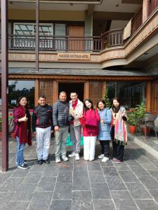 Oaspeți care stau la Paradise Boutique Hotel